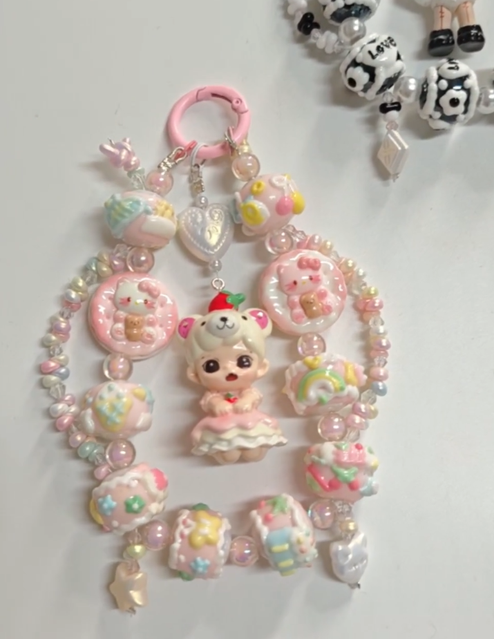 BABY Character Key/phone chain