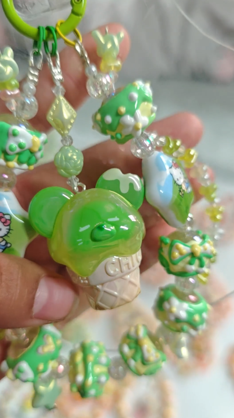 BABY Character Key/phone chain